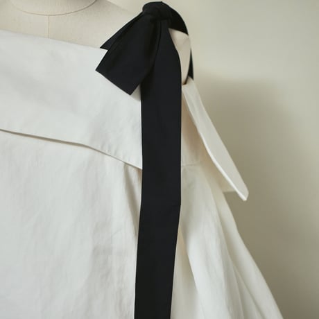 BB blouse (white)