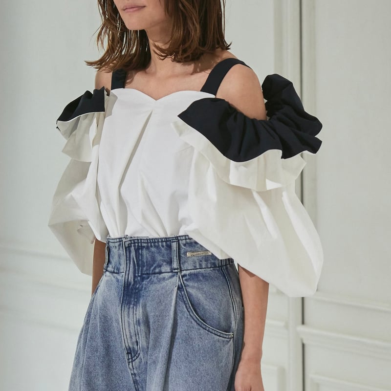 Bouquet tops(white) | RIKO