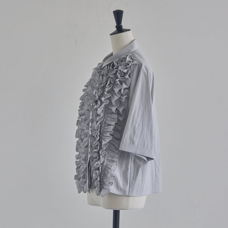 ピケ　Acka. embroidery frill blouse Acka.】embroidery frill blouse