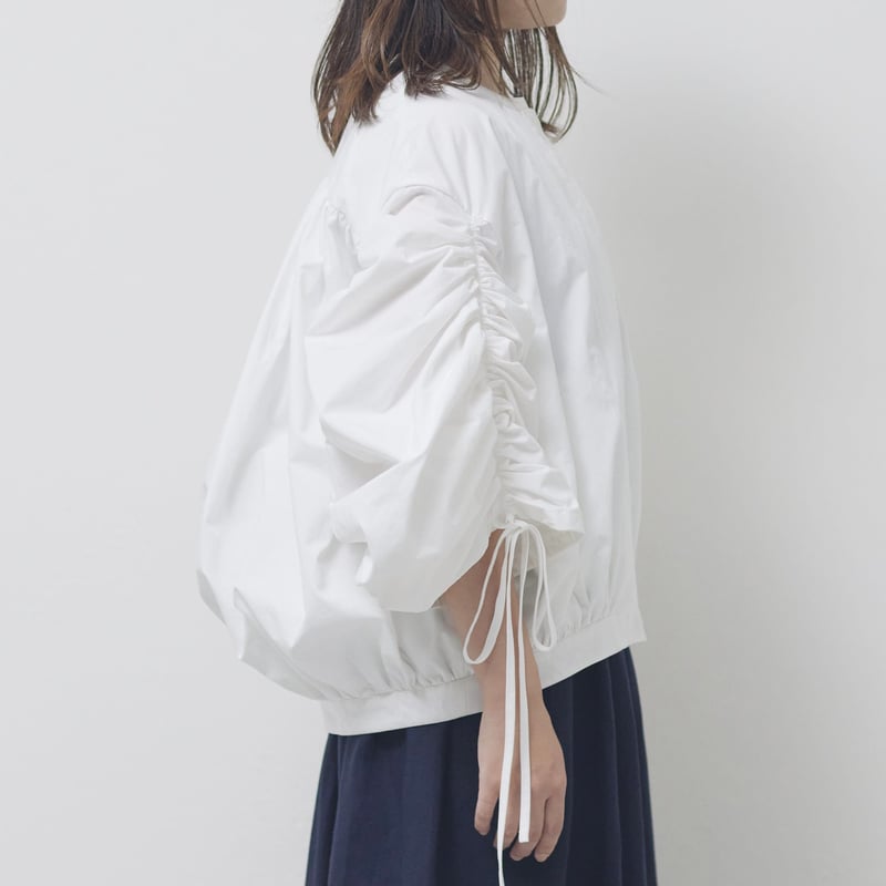 Shirring sleeve blouson | RIKO