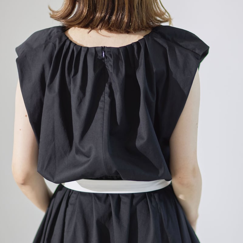 BELTED TUCK PLEATS DRESS まこameri アメリ BELTED TUCK PLEATS DRESS