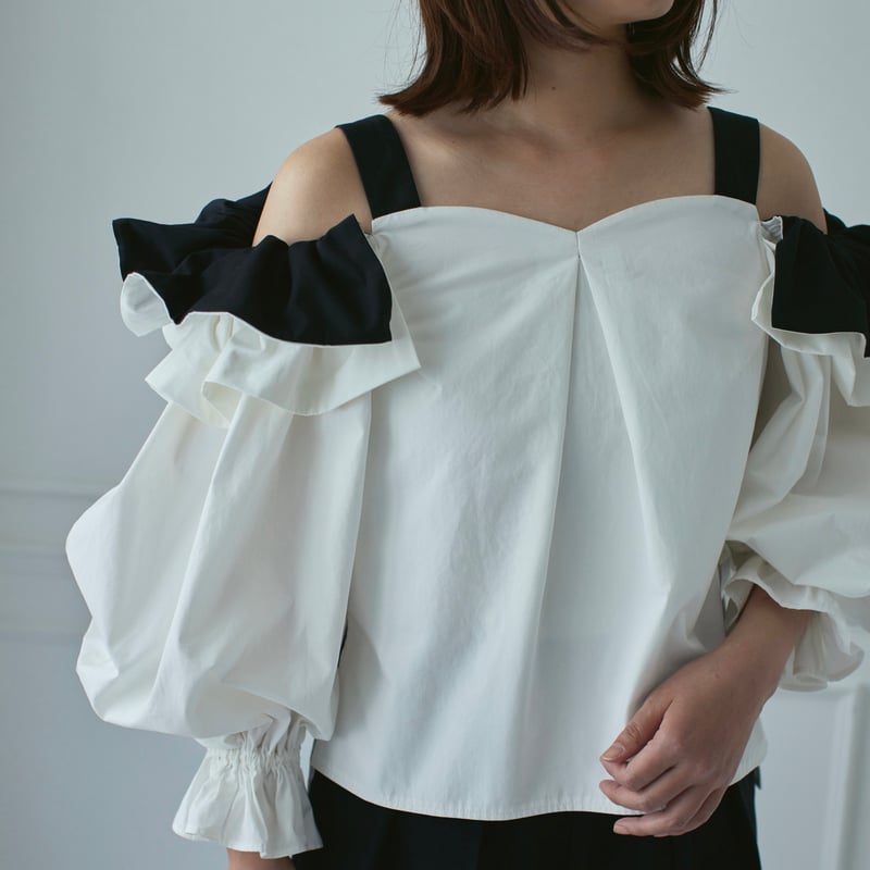Bouquet tops(white) | RIKO
