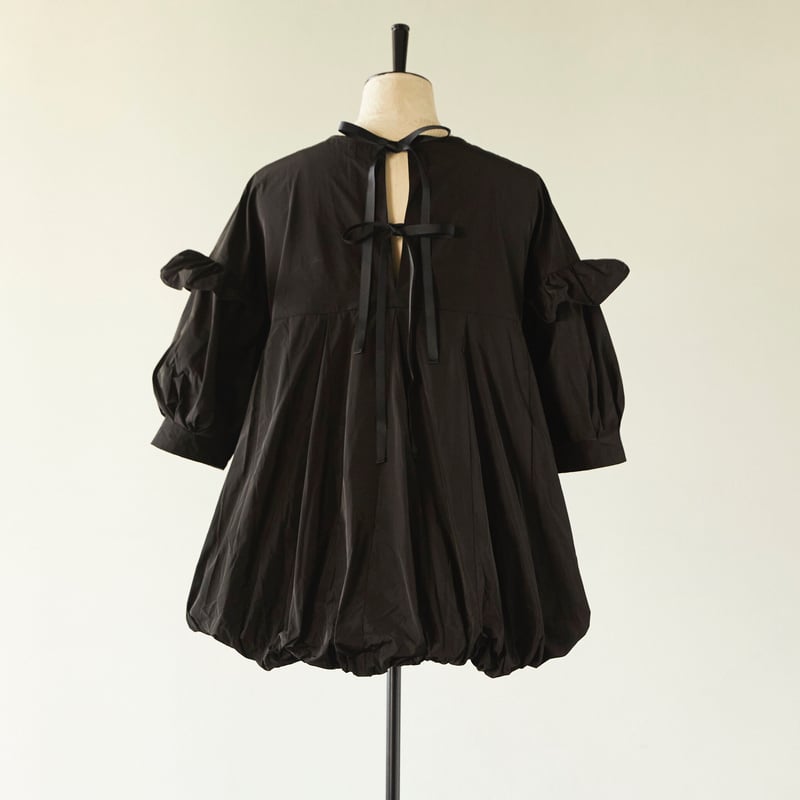 Butterfly balloon blouse | RIKO 