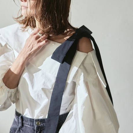 BB blouse (white)