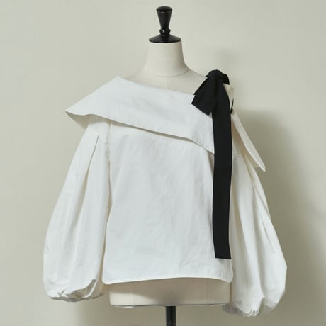 BB blouse (white)