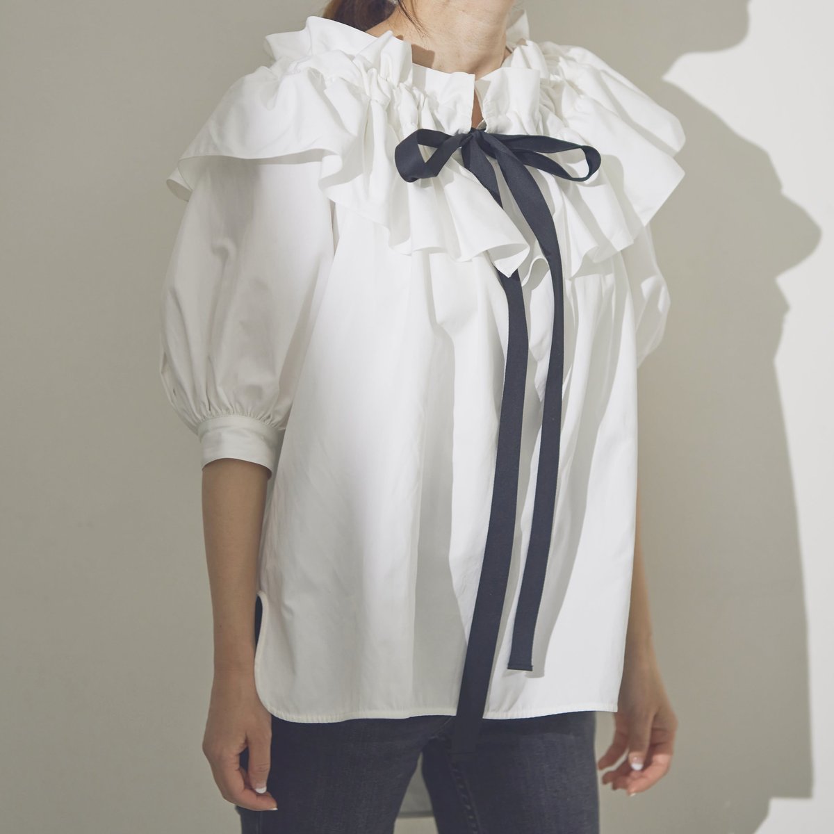 ブラックRIKO TOKYO Wrapping ribbon blouse