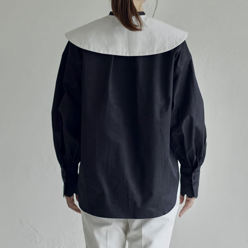 Scalloped sleeve blouse | RIKO