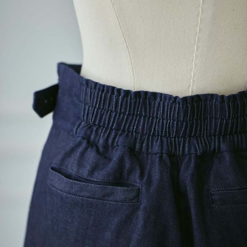 Wide tuck pants M size(indigo) | RIKO 
