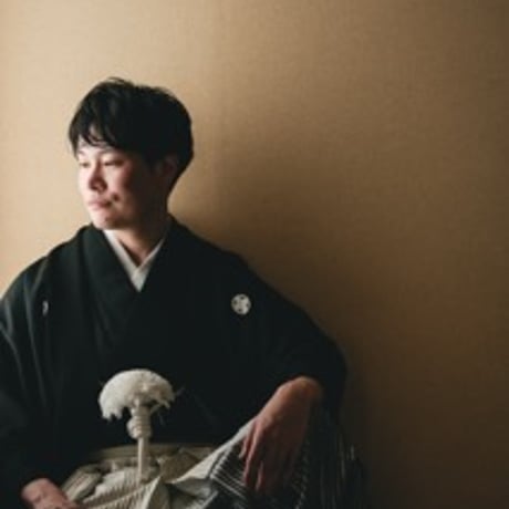 【結婚式和装｜黒無地・黒菊菱の紋付（羽織・長着）・袴フルセット：新郎様　単品レンタル】（送料込）