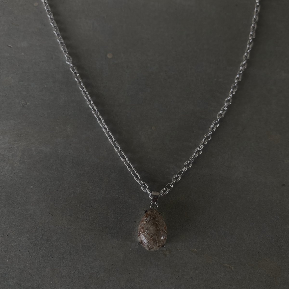 S)Drop dinosaur bone fossil necklace | Gemini
