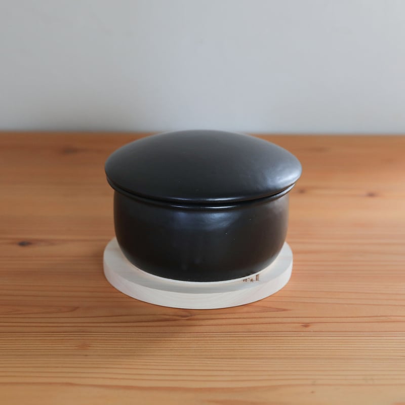 おひつ 中（白/黒） | たいせい窯