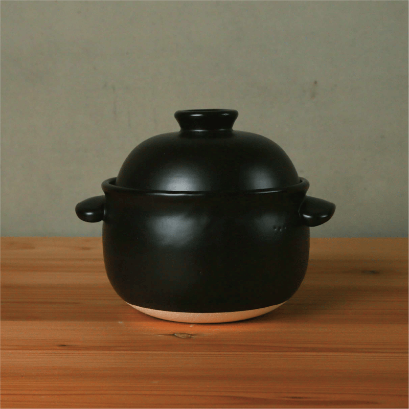 中型土鍋 黒と白の内側 中型土鍋 黒と白の内側