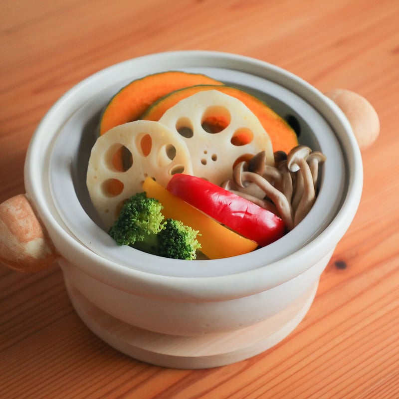 ★新品★SHIKIKA 蒸皿付 土鍋 大 ☆新品☆SHIKIKA 蒸皿付 土鍋 大 ばんこの土鍋 蒸し皿 大 |