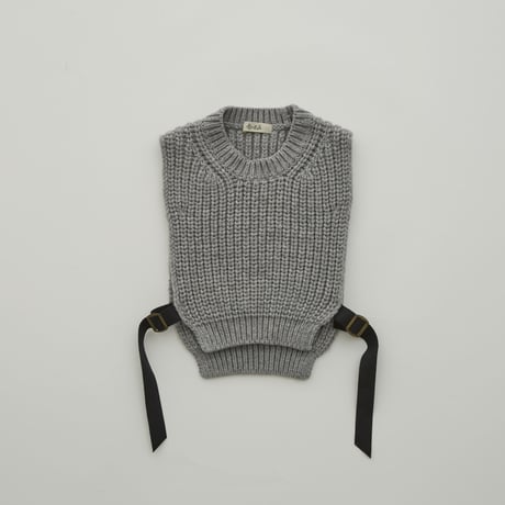 Bulky knit vest size 130