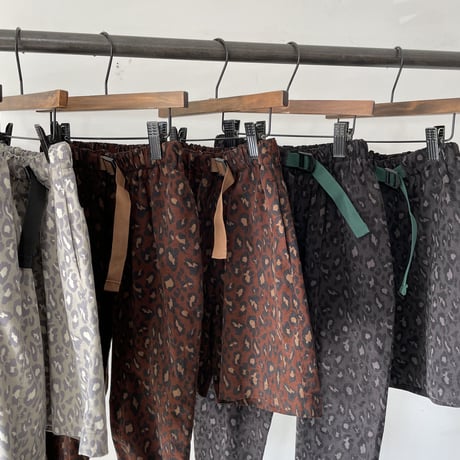 Corduroy leopard wide shorts size 120.130.140