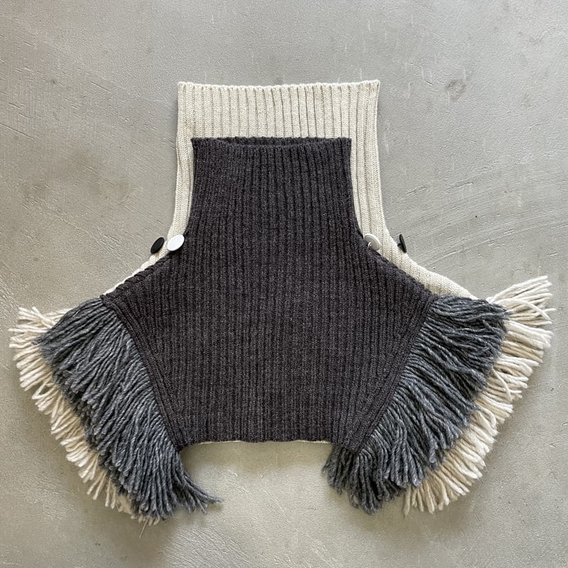 【新品未使用】eLfinFolk/Rib knit Knights cape