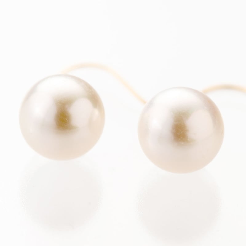 宇和島真珠ゴールドピアス（スイングタイプ ） | 真珠会館