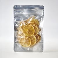 農薬に頼らず育てた湘南ゴールドの贅沢なドライフルーツ