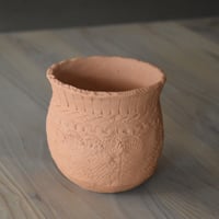 手びねり壺