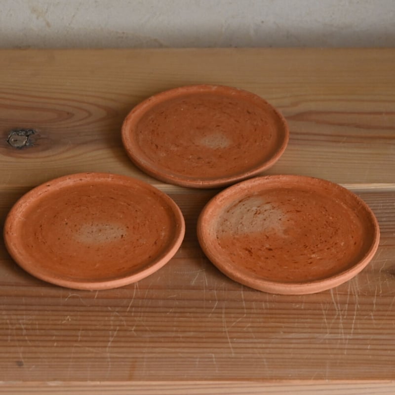 51 コースターにも使いやすい小皿 | 土の子