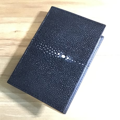 匿名配送/スティングレイ/カービング/長財布/ラウンドファスナー/青 