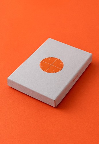 PLOTTER レザーバインダー リスシオ リミテッドBOX【※国内販売のみ 