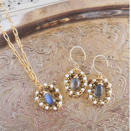 Luce Costante jewelry