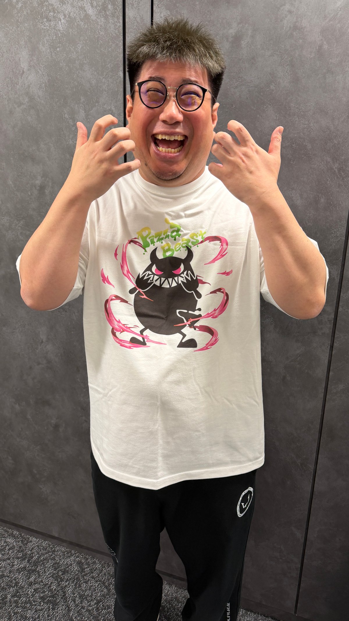 受注】再販 ピザビくんビッグシルエットTシャツ | #SGNK - こくじんTV