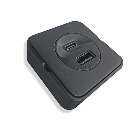 新USB 充電ポート 12V/24V　16W