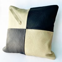 レザークッションカバー　ブラック×シャンパンゴールド