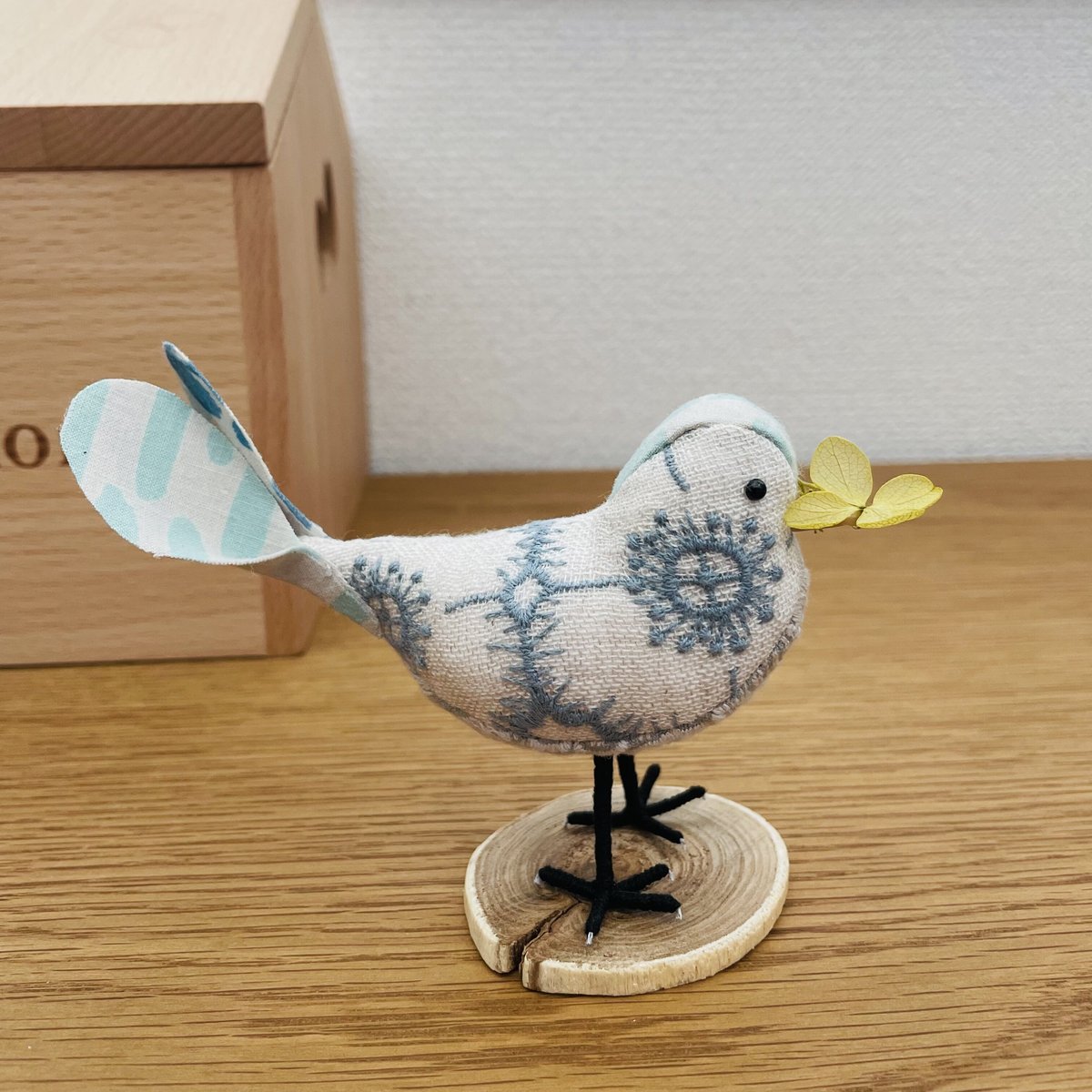 ⚠️専用お取置き 7-79 ハンドメイドブローチ ミナペルホネン生地使用 ブローチ（花・ミナペルホネン生地使用・ハンドメイド） ブローチ