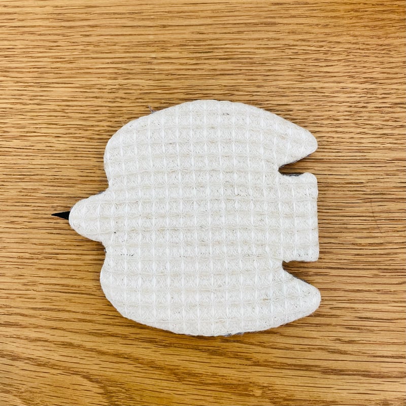 ミナペルホネン × 古布 藍染 刺し子 ⚮̈ ハギレ コースター　alive ① 刺し子コースター☕️ 麻の葉模様を刺しました🪡 裏布は、縞模様