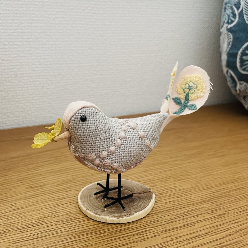 ☆1点もの☆⚮̈﻿ミナペルホネン生地使用⚮̈ハッピーバードのオブジェ