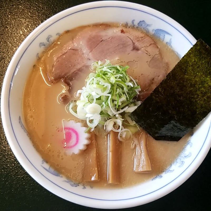 チャーシュー・メンマ付き 中華そば・醤油中華そばセット | 中華そば