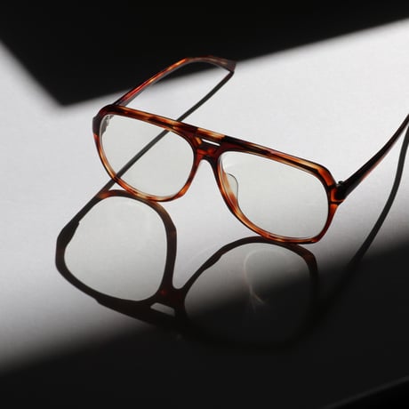 ITEM | no glasses