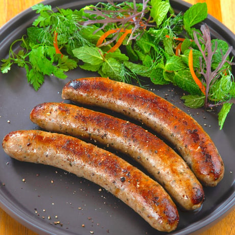 2．キビまる豚のサルシッチャ（燻製） Smoked salsiccia of Kibimaru-Ton