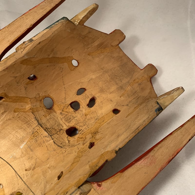 アジアの古いお面 | STRANGEPOPS