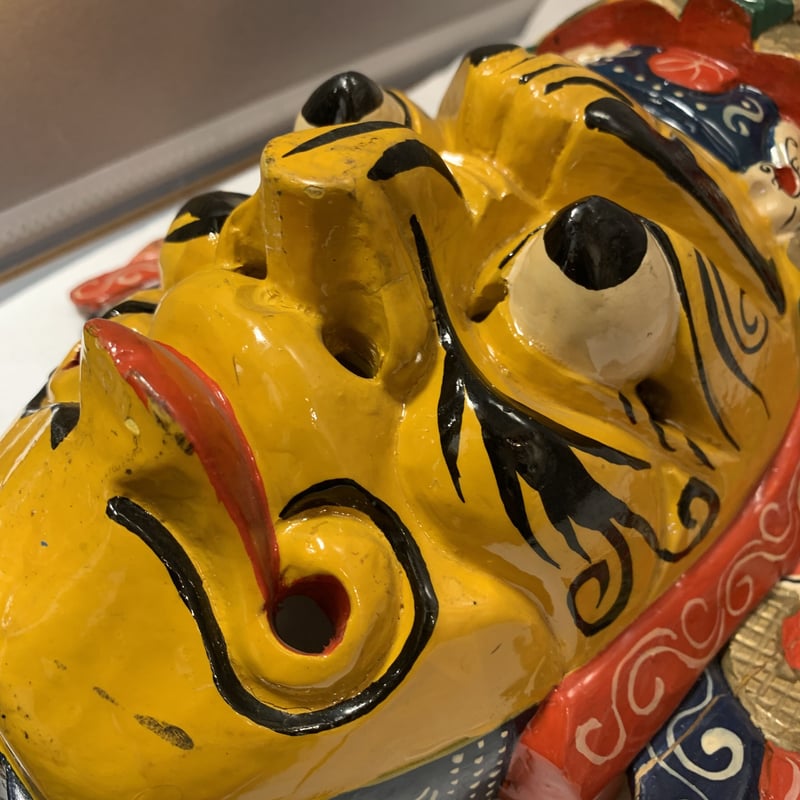 アジアの古いお面 | STRANGEPOPS