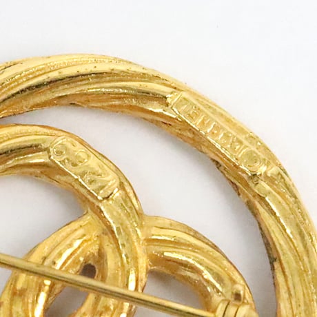 CHANEL Rounded CC Logo Motif Pin Brooch Gold-toned #19420