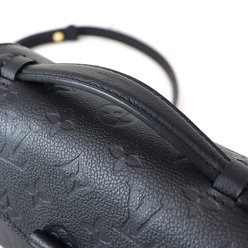 Louis Vuitton Pochette Metis East West Monogram