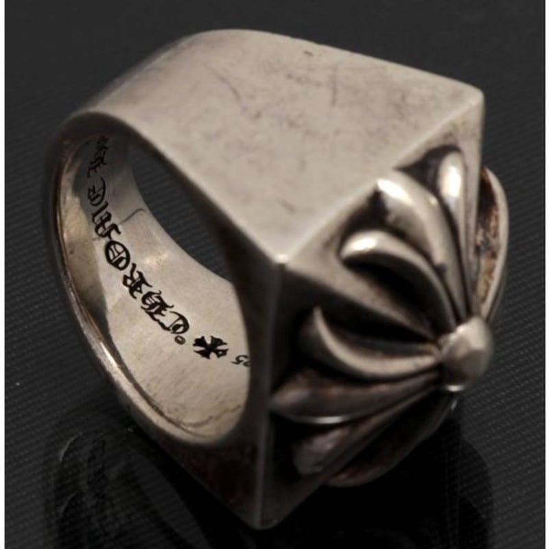 Chrome Hearts Pyramid CH Plus Silver Ring #988