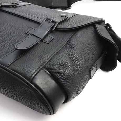 Louis Vuitton Christopher Messenger Bag Taurillon Leather Black M58476 #19133
