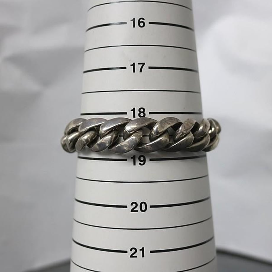 6a33ba79bb977713ee8d66e1