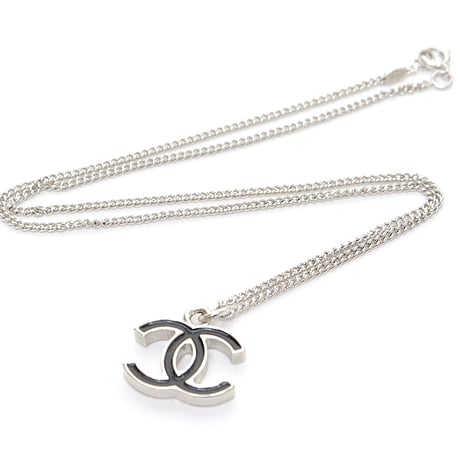 CHANEL CC Logo Necklace Silver-toned Enamel Black 06V #16117