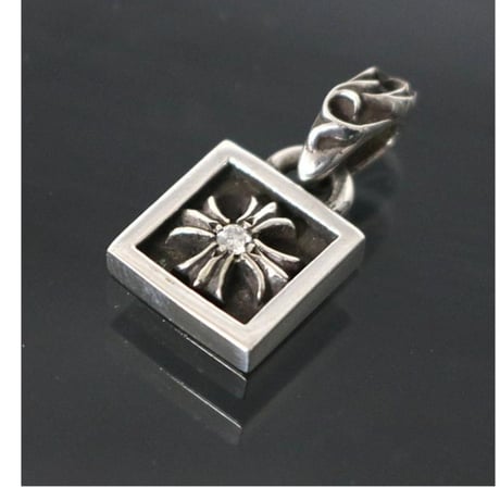 Chrome Hearts CH Plus Framed Charm With 1P Diam