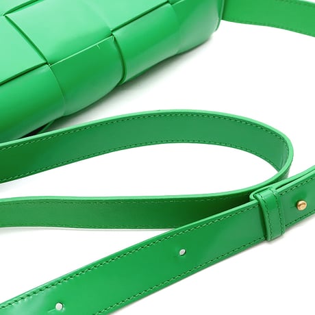 BOTTEGA VENETA Cassette Shoulder Bag Shiny Intrecciato Leather Green #70054