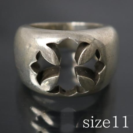 Chrome Hearts Negative Space CH Plus Ring #101233