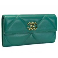 CHANEL 19 Medium Flap Wallet Quilted Lambskin Green #74437