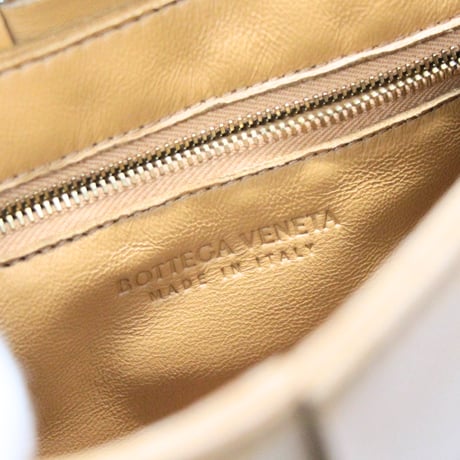 BOTTEGA VENETA Cassette Shoulder Bag Maxi Intrecciato Leather Light Blown #75304