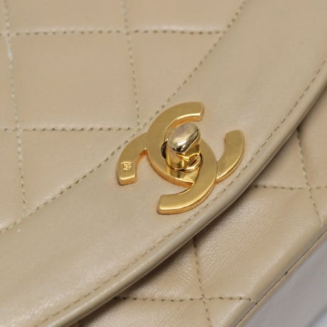 CHANEL Diana 22 Small Flap Bag Quilted Lambskin Beige ＃74776